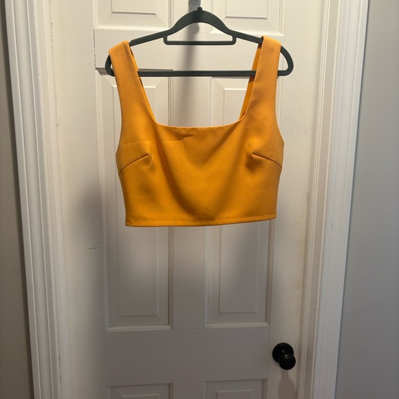 Lulu's Mustard Yellow Crop Top - Picture 3 of 4